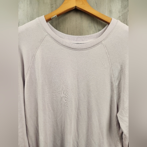 Athleta Criss Cross Lilac Light Weight Sweatshirt Women's Medium - Picture 4 of 6
